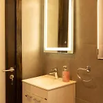 Apartment Collection - San Pawl